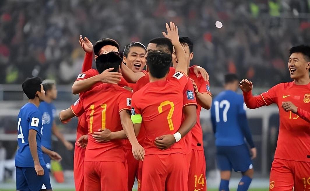 开云体育app下载-同样是落选U23国足，为何朱鹏宇能补招进国家队，依木兰却不能