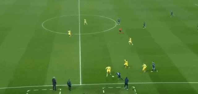 开云体育官网-【早报】进球超贝利+莱万澄清发言！梅西获得呼吸权！