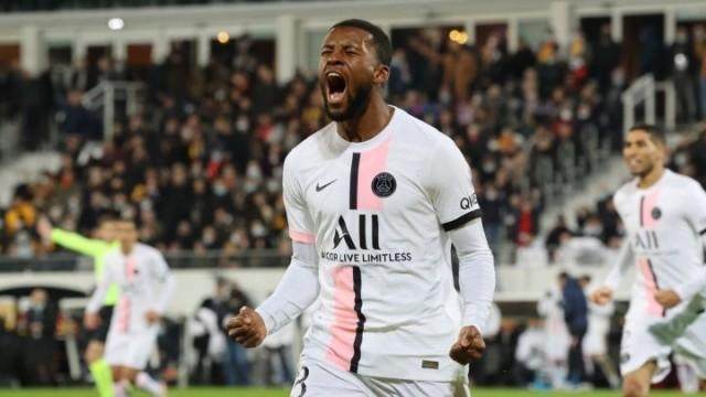 开云体育官网-【早报】进球超贝利+莱万澄清发言！梅西获得呼吸权！